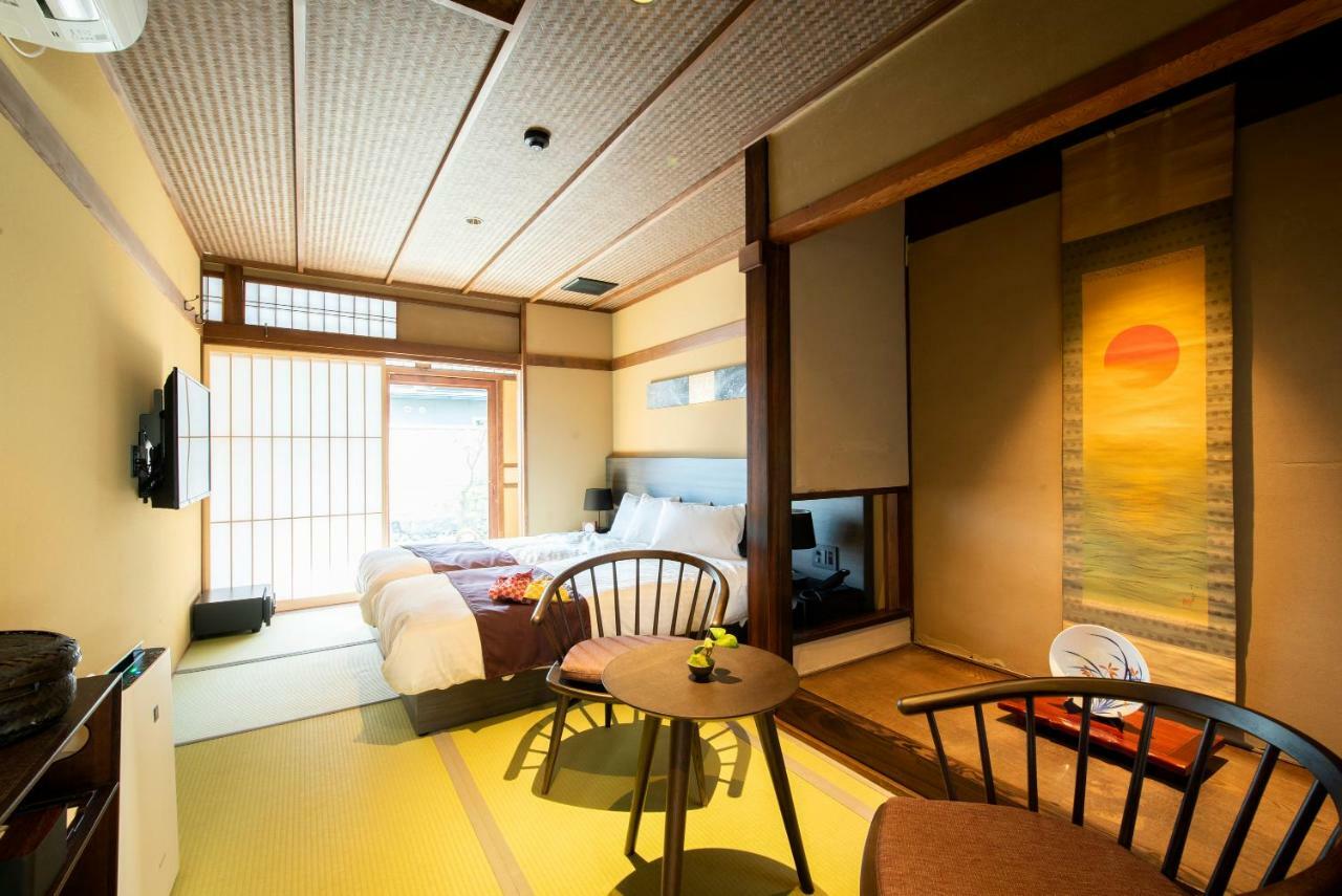 First Cabin Station Kyoto Umenokoji Ryokan Exteriör bild